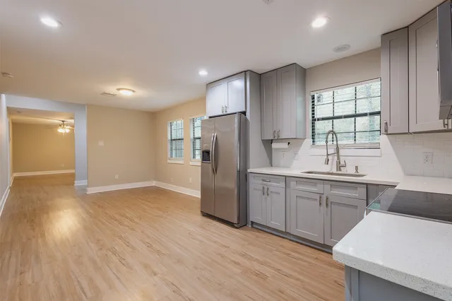 $1,650 | 12028 Cedar Lane, Conroe, TX 77303