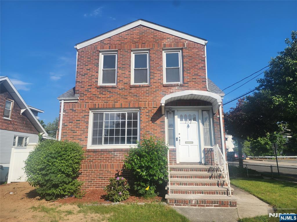 752 Ridge Road Lyndhurst, NJ 07071 - Photo 1 of 20