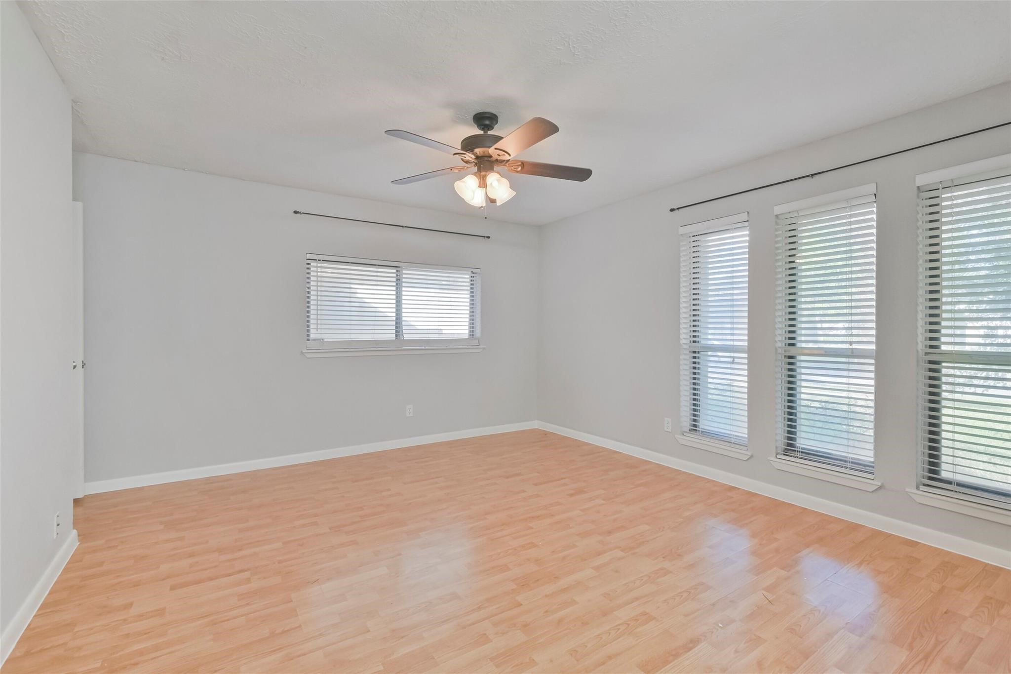 4831 Bridgemont Lane Spring, TX 77388 - Photo 17 of 29