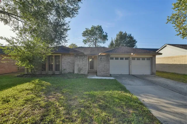 $1,750 | 4831 Bridgemont Lane, Spring, TX 77388