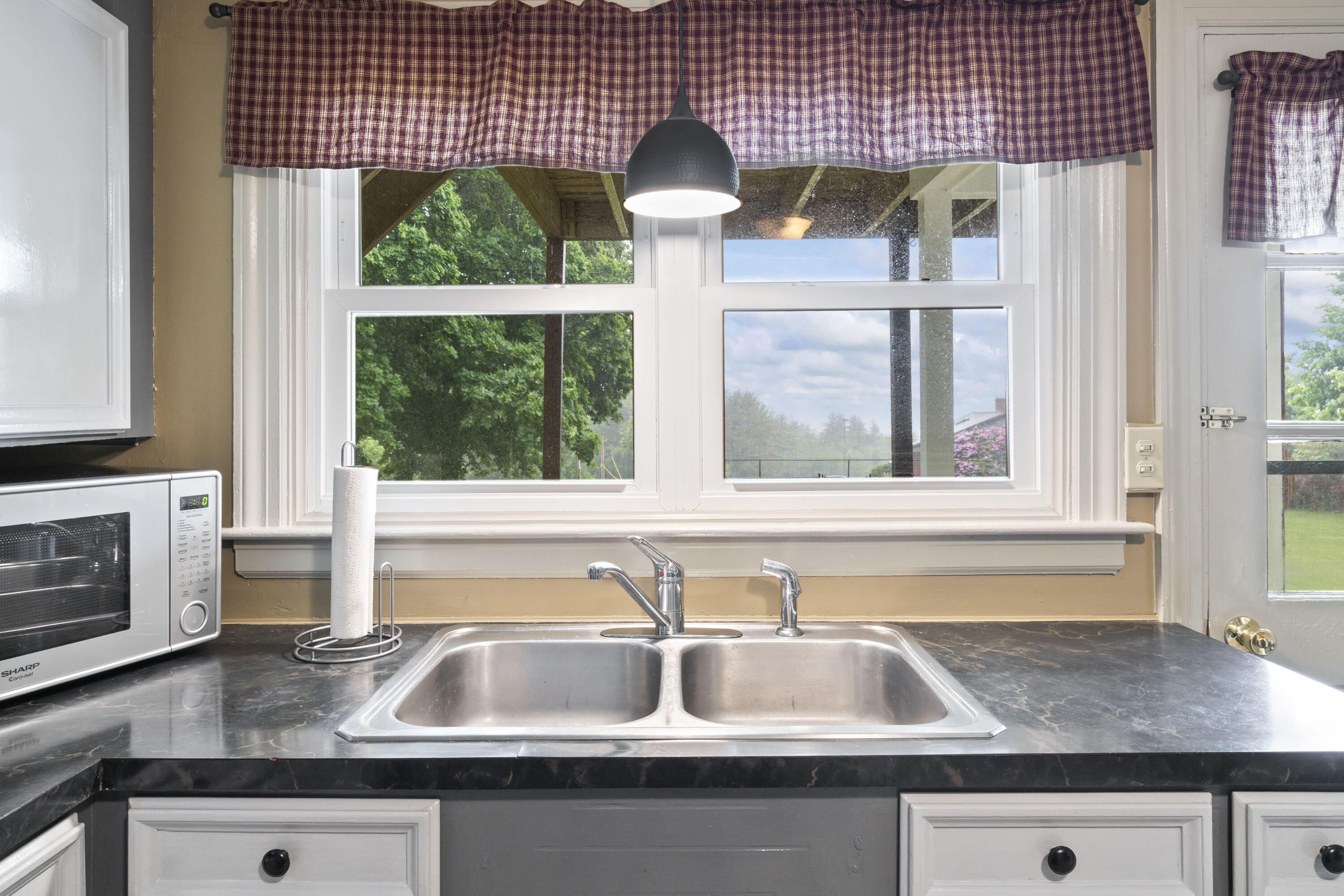 183 Pine Hill Road Berwick, ME 03901 - Photo 7 of 53 183 PINE HILL RD_128