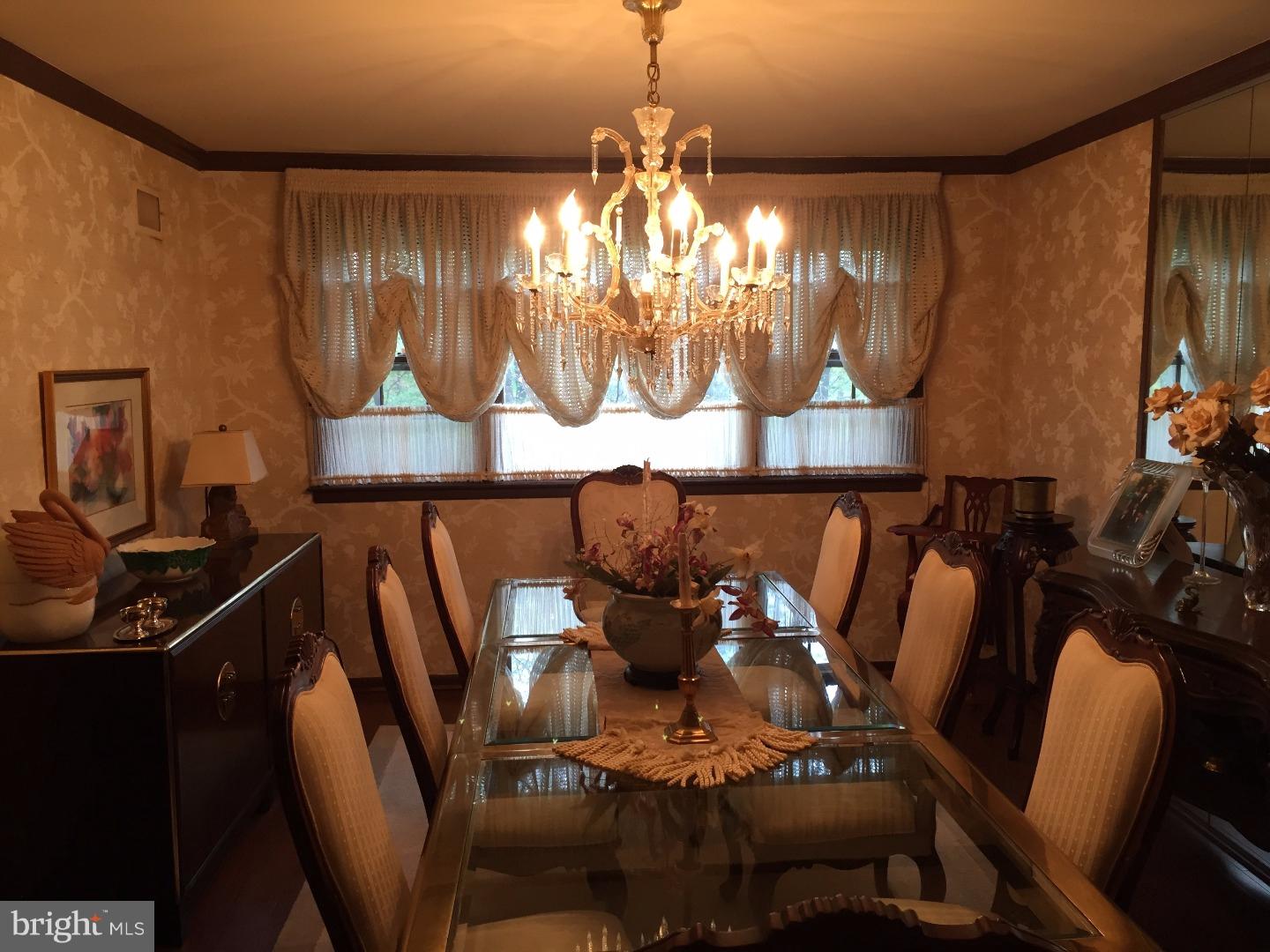 1600 Pennypack Road Huntingdon Valley, PA 19006 - Photo 7 of 21 Dining Room
