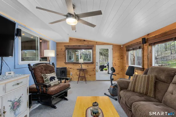 $339,000 | 34 Robert Avenue, Killingly, CT 06239