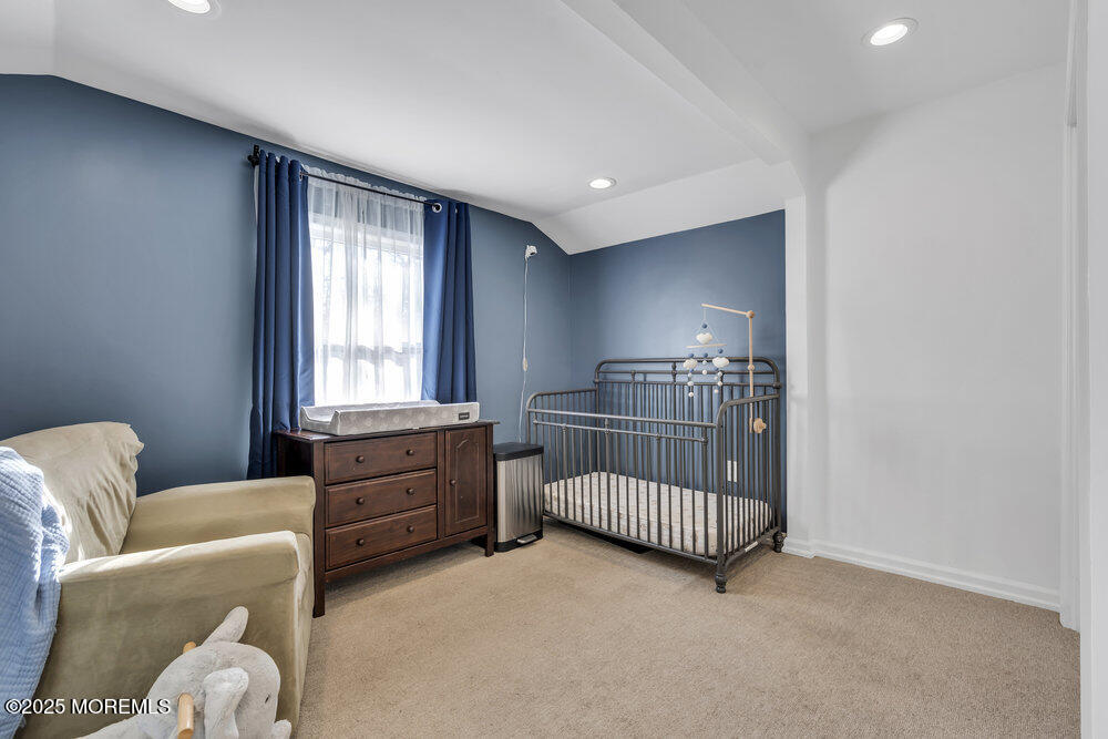 46 Butterfly Road Jackson, NJ 08527 - Photo 16 of 30 46 Butterfly second bedroom