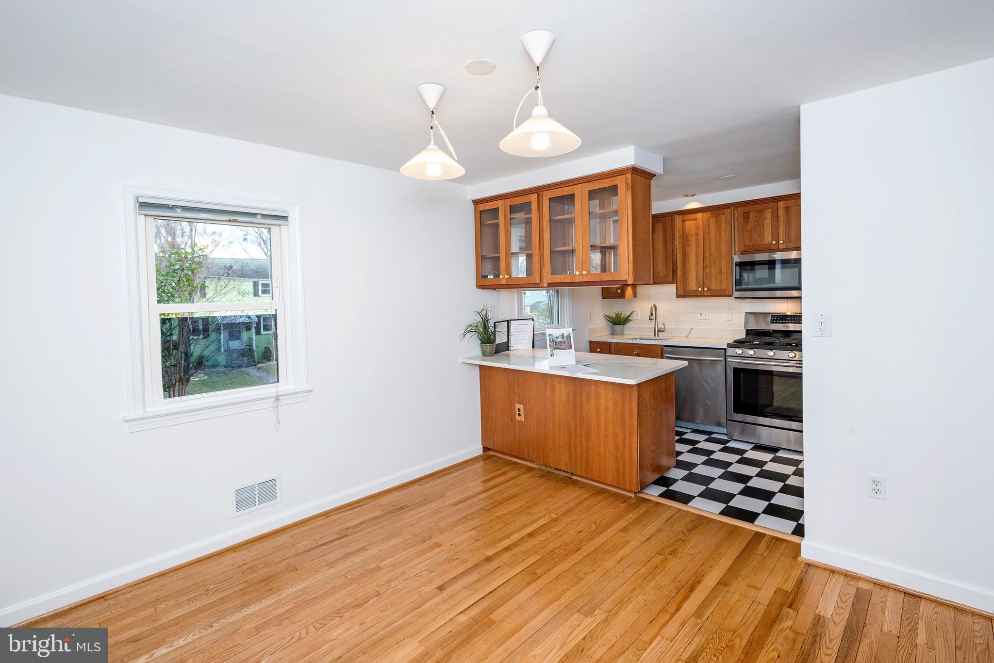 1507 Moffet Road Silver Spring, MD 20903 - Photo 20 of 55