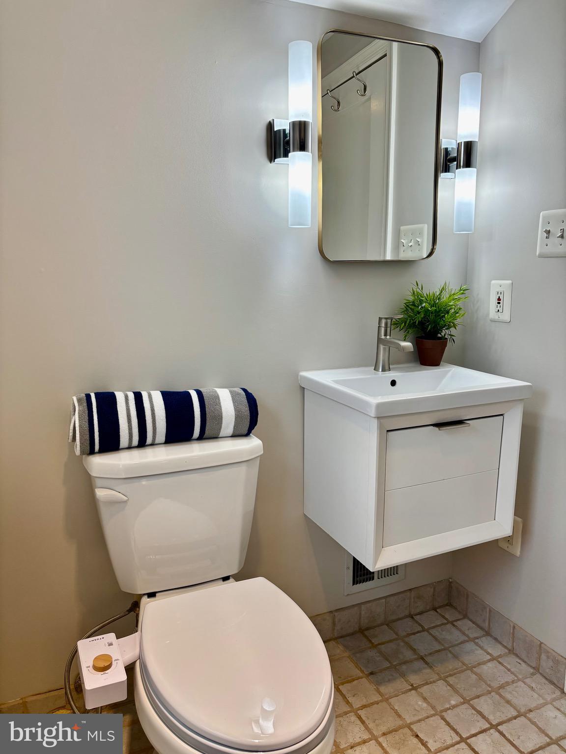 1507 Moffet Road Silver Spring, MD 20903 - Photo 39 of 55 upstairs bath