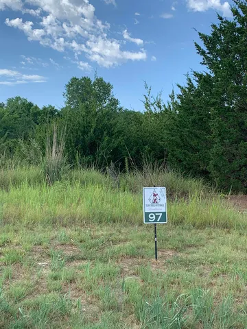 $230,000 | 1005 East Flint Hills National Parkway, Andover, KS 67002