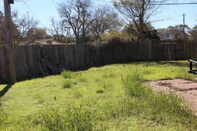 $400,000 | 10715 Willowgrove Drive, Houston, TX 77035