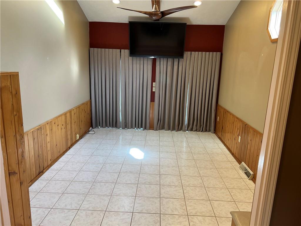 266 Oakville Road Beaver Falls, PA 15010 - Photo 11 of 39 Gallery Image 11
