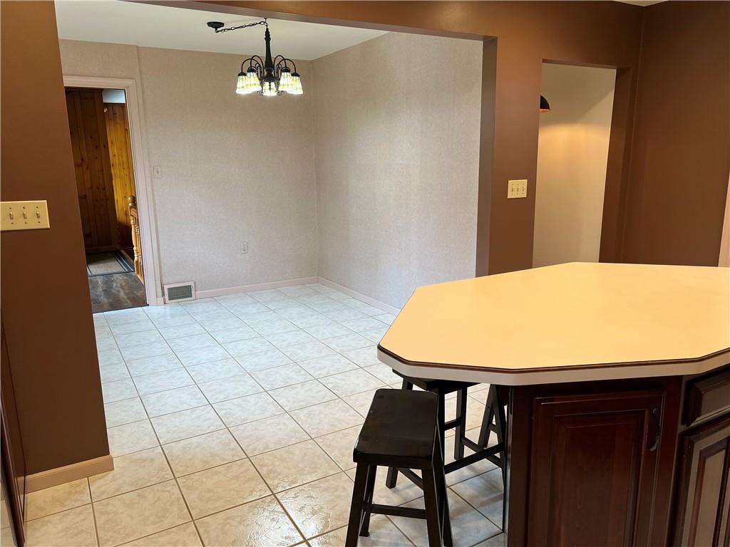 266 Oakville Road Beaver Falls, PA 15010 - Photo 10 of 39 Gallery Image 10