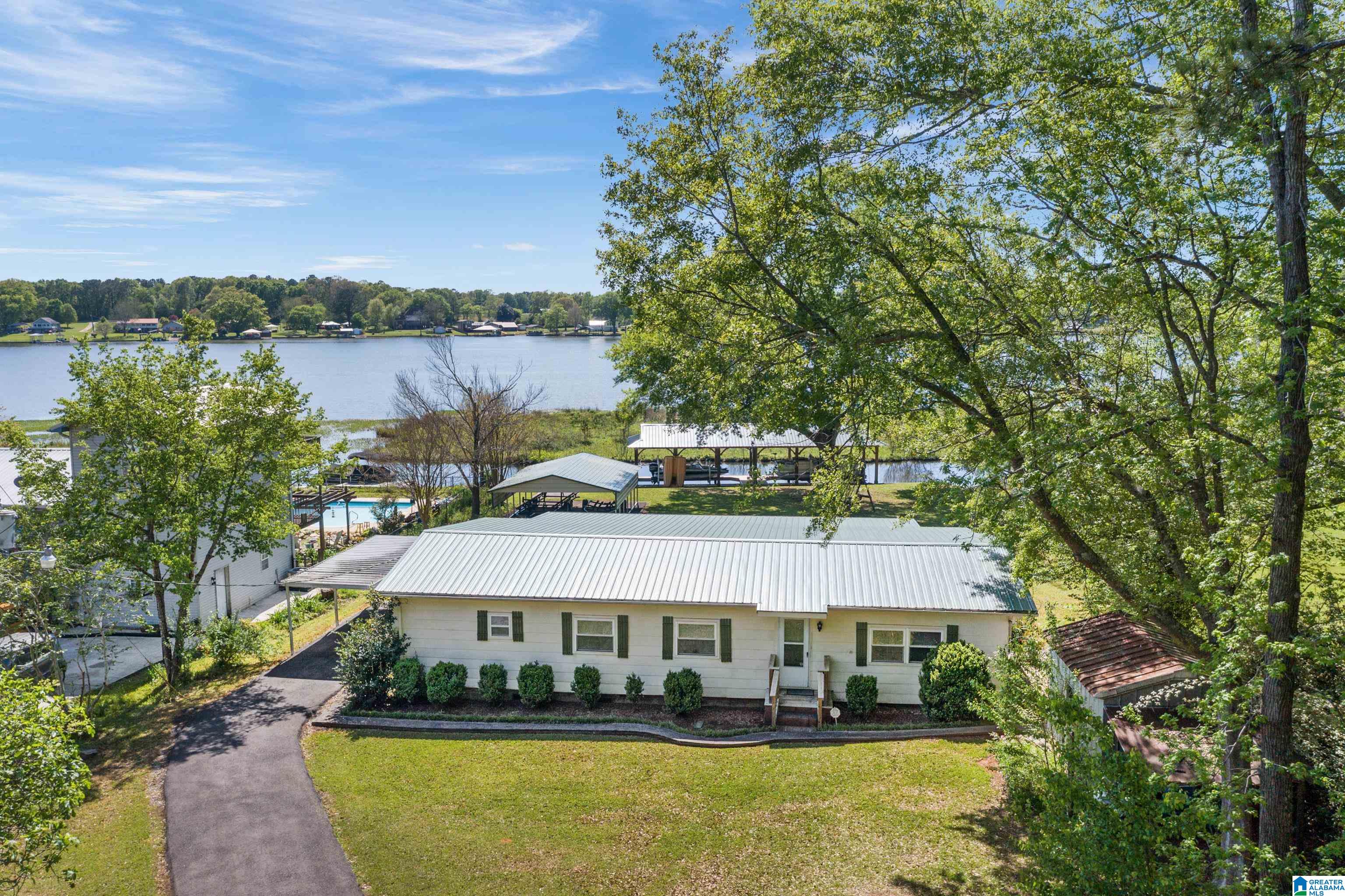 320 Cove Road Wilsonville, AL 35186 - Photo 2 of 41