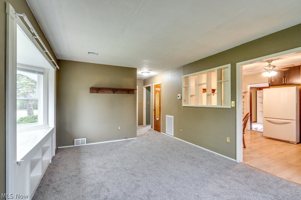 8764 Ravenna Road Chardon, OH 44024 - Photo 8 of 33