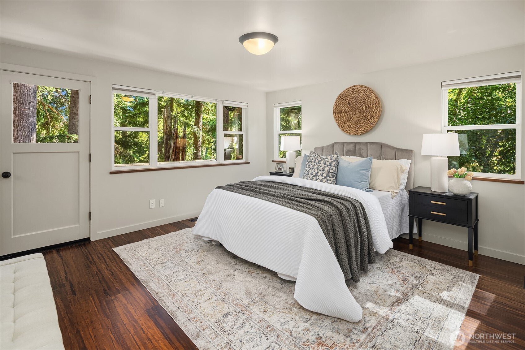 18610 Southeast 58th Street Issaquah, WA 98027 - Photo 21 of 40