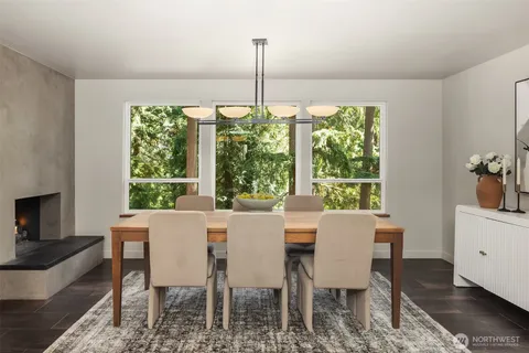 $1,898,000 | 18610 Southeast 58th Street, Issaquah, WA 98027