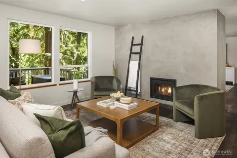 $1,898,000 | 18610 Southeast 58th Street, Issaquah, WA 98027