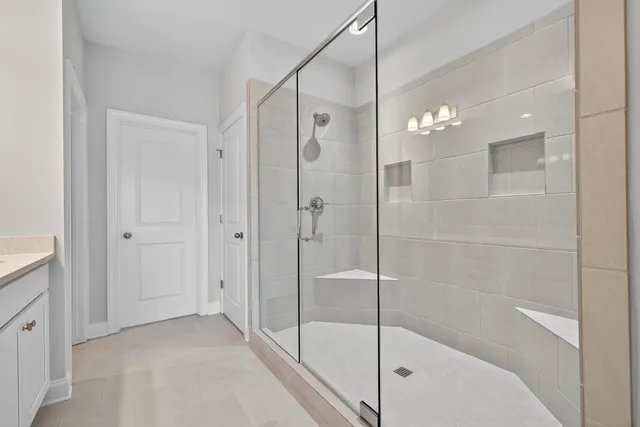 $547,660 | 5583 Spring Street, Flowery Branch, GA 30542