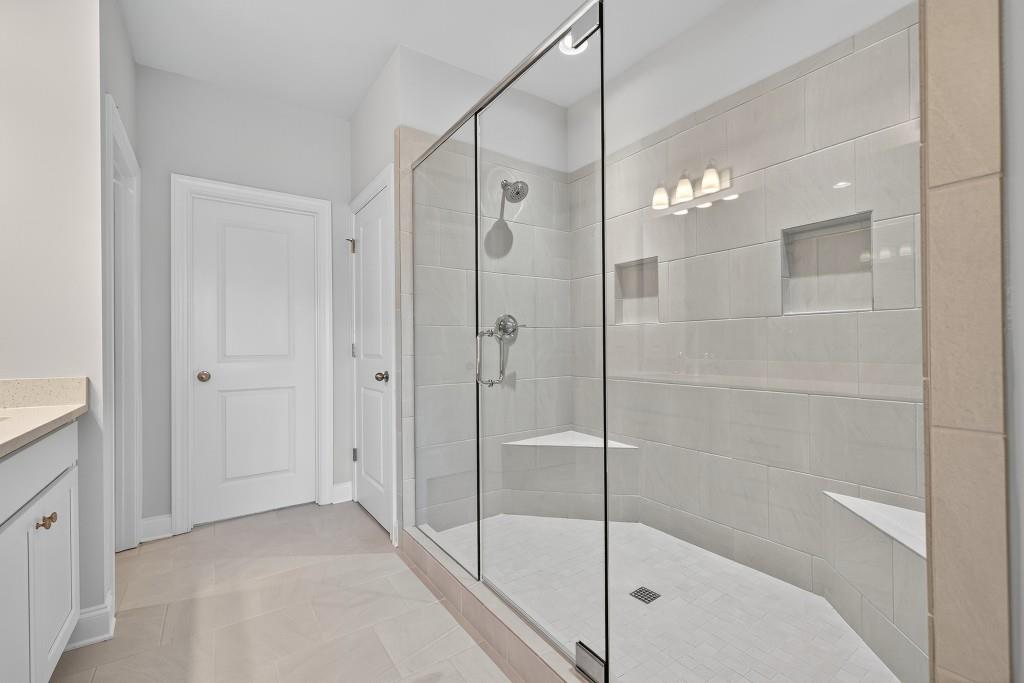 5583 Spring Street Flowery Branch, GA 30542 - Photo 31 of 60