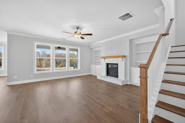 $547,660 | 5583 Spring Street, Flowery Branch, GA 30542