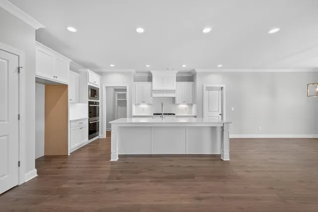 $547,660 | 5583 Spring Street, Flowery Branch, GA 30542