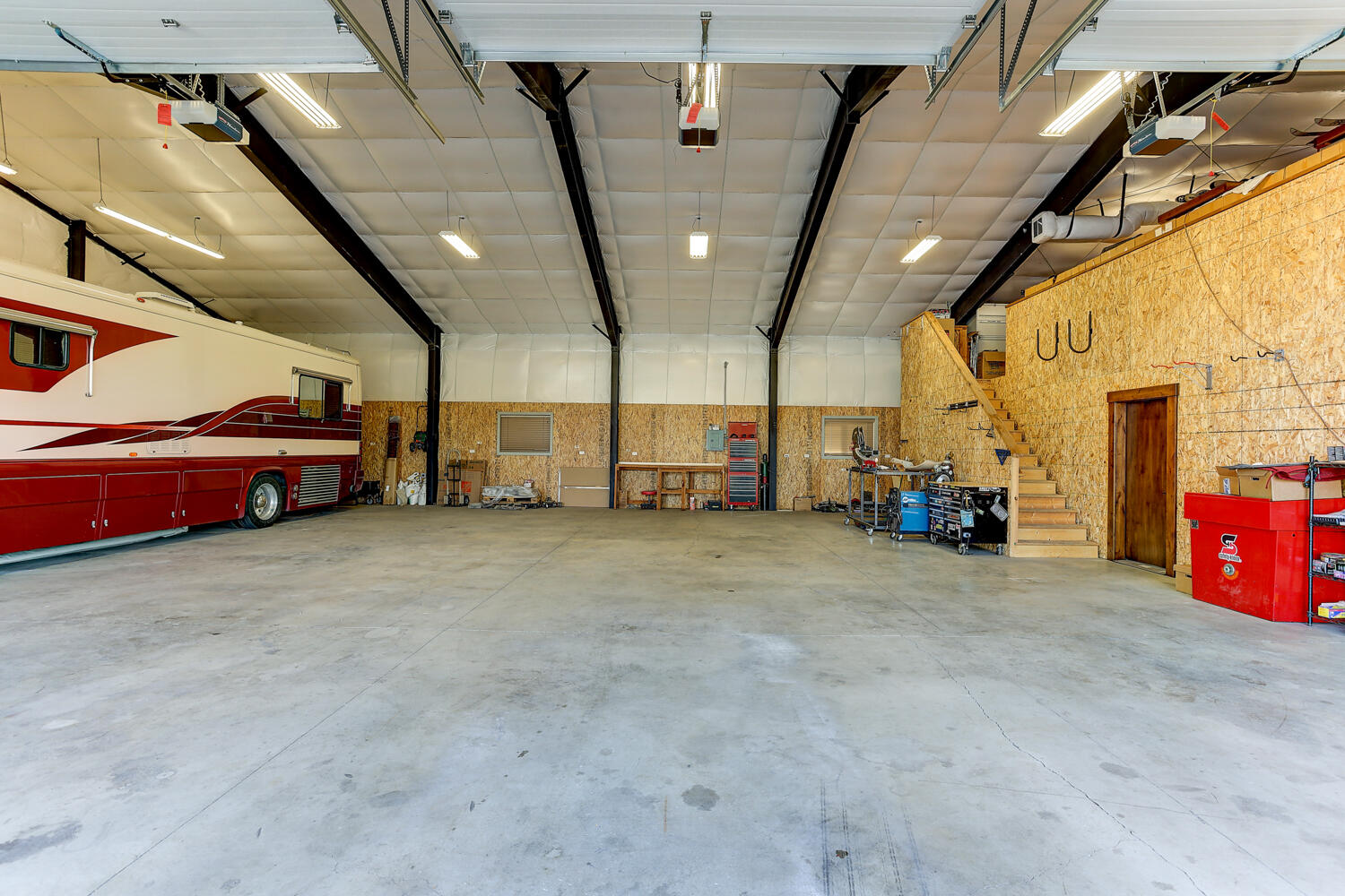 18620 Plainview Road Bend, OR 97703 - Photo 40 of 53 18620 Plaineview Road-39