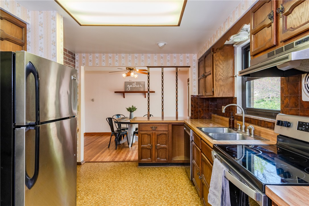 1176 Geneva Road Dayton, OH 45434 - Photo 13 of 55