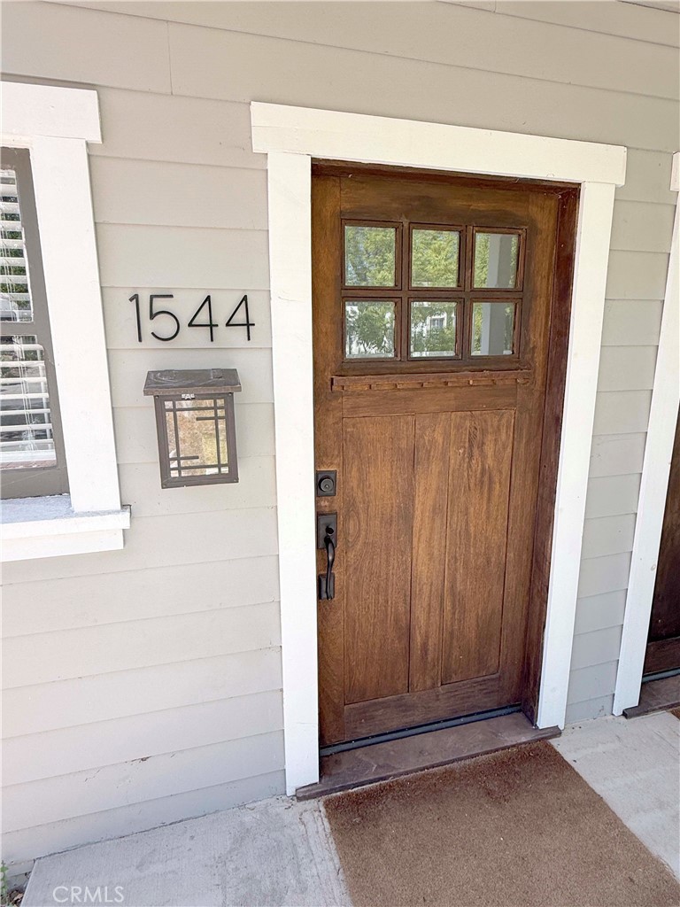 1544 Whitefield Road Pasadena, CA 91104 - Photo 3 of 19