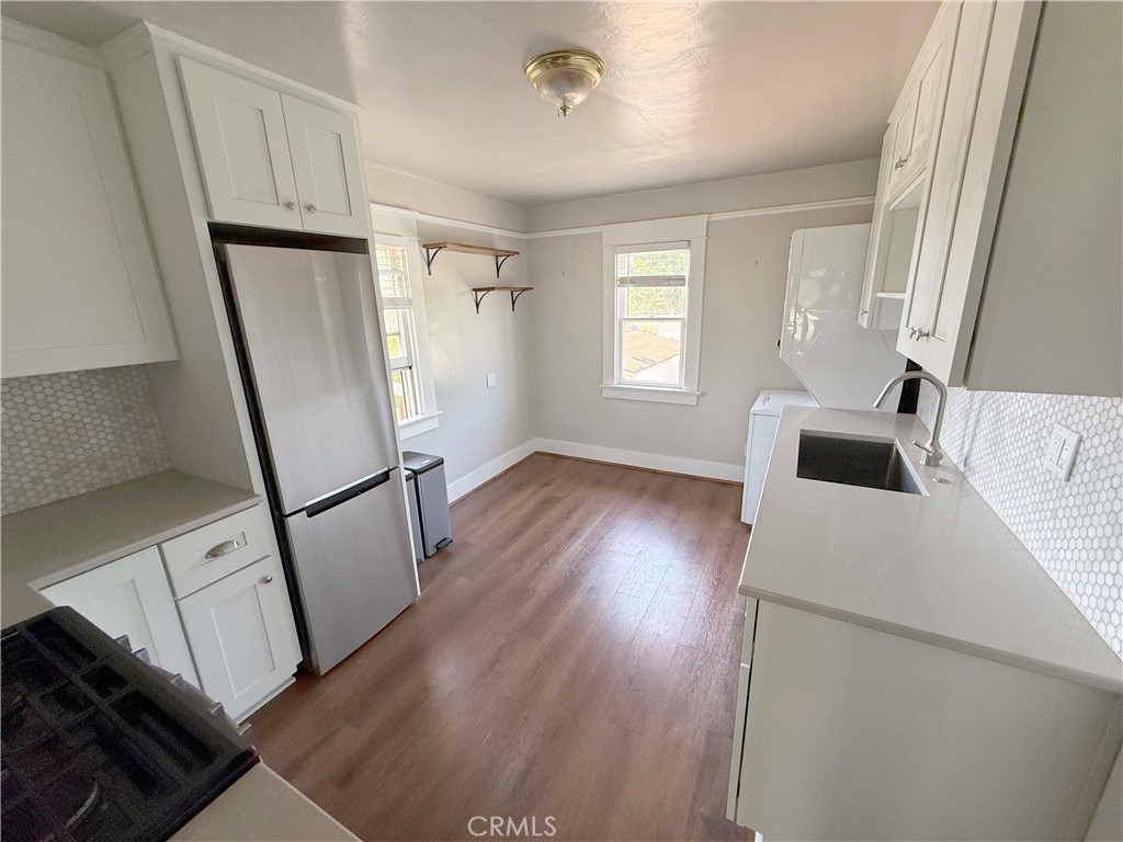 1544 Whitefield Road Pasadena, CA 91104 - Photo 9 of 19