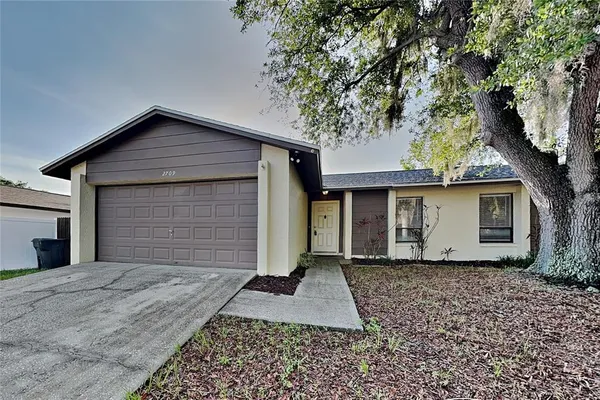 $2,299 | 2709 Manor Hill Drive, Brandon, FL 33511