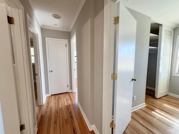 $1,695 | 3730 Forest Glen Drive, Pensacola, FL 32504