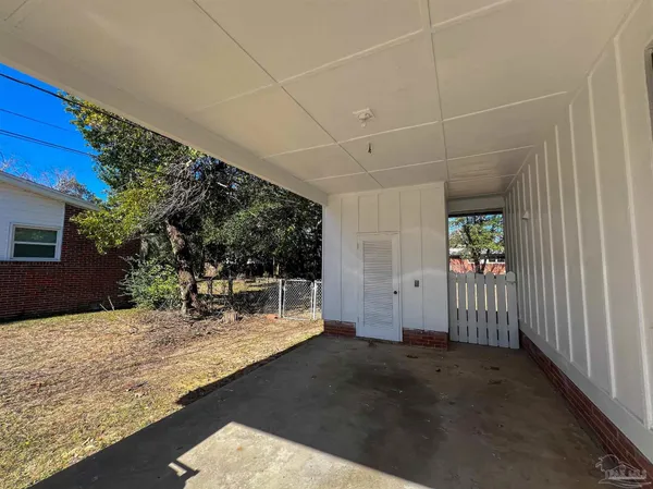$1,695 | 3730 Forest Glen Drive, Pensacola, FL 32504