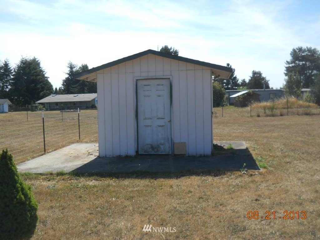 8805 178th Avenue Southwest Rochester, WA 98579 - Photo 5 of 15