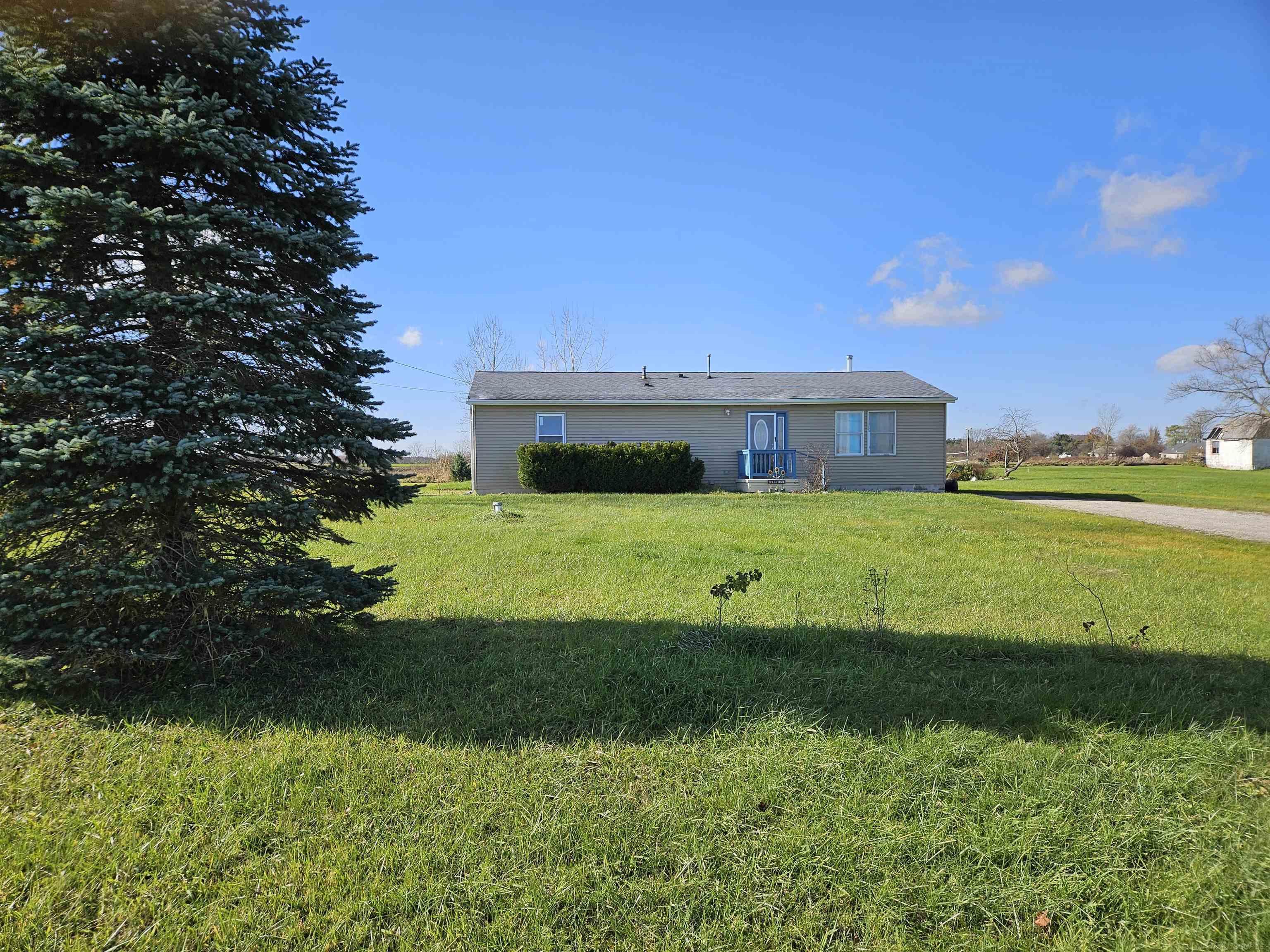 8078 Wildcat Road Croswell, MI 48422 - Photo 3 of 22
