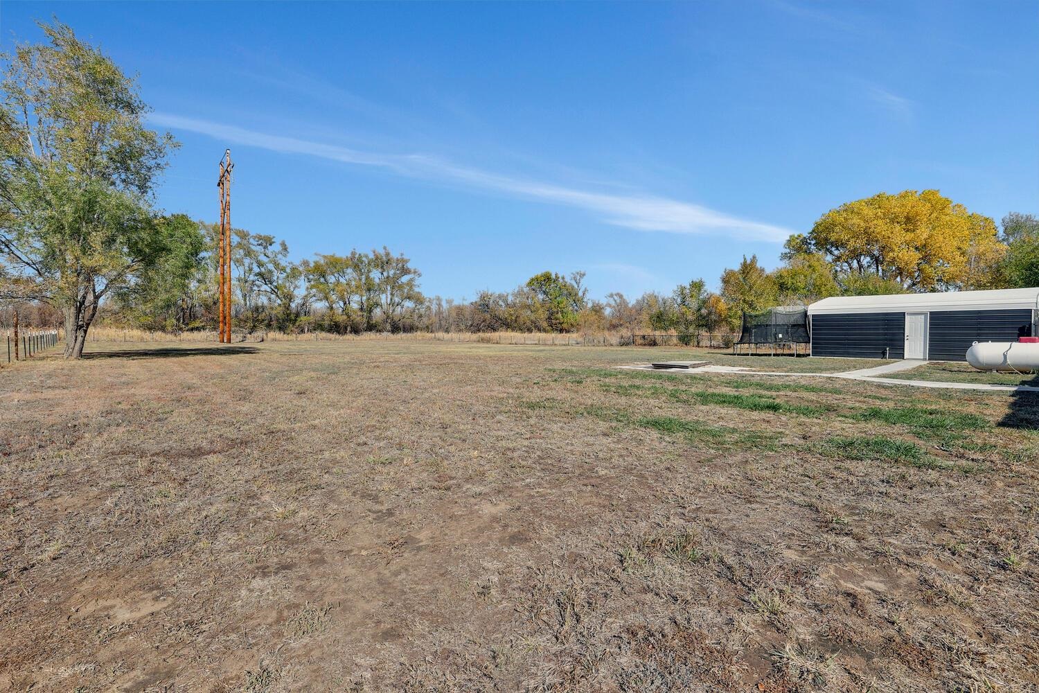 2432 Winesap Street Wichita, KS 67216 - Photo 32 of 33