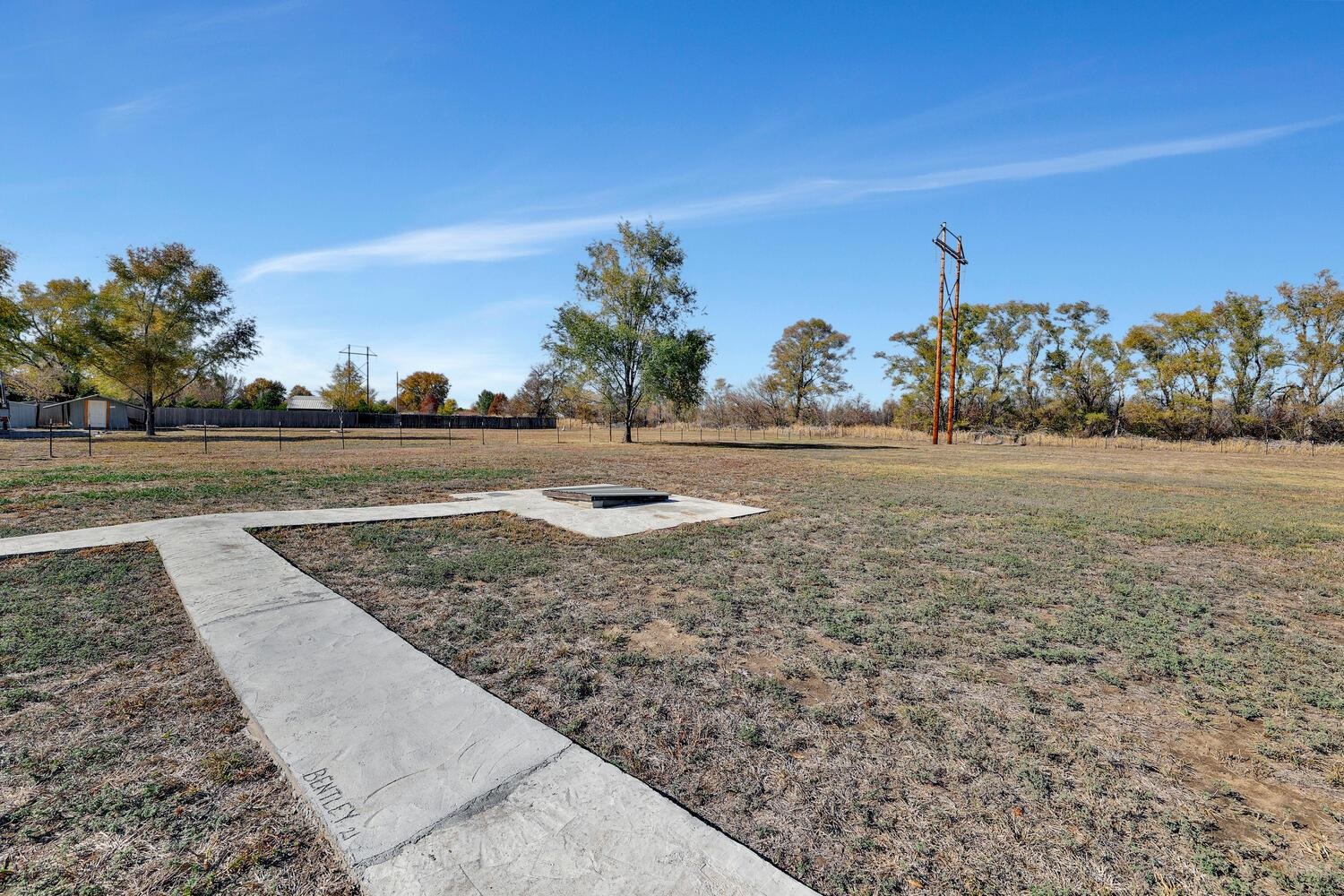 2432 Winesap Street Wichita, KS 67216 - Photo 33 of 33