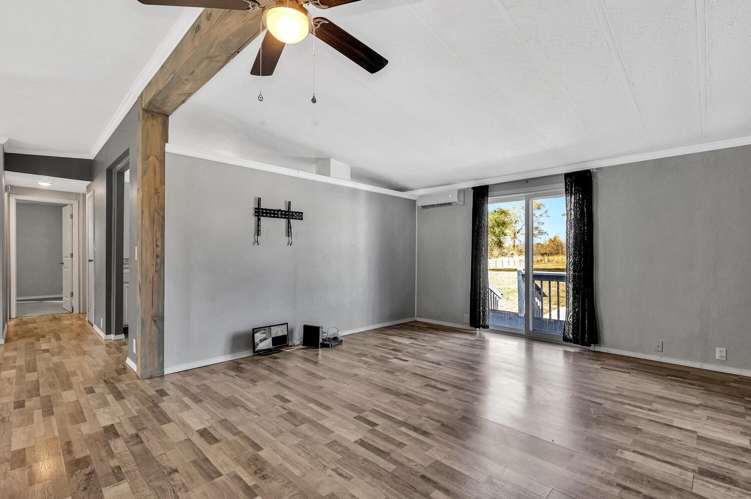 2432 Winesap Street Wichita, KS 67216 - Photo 7 of 33