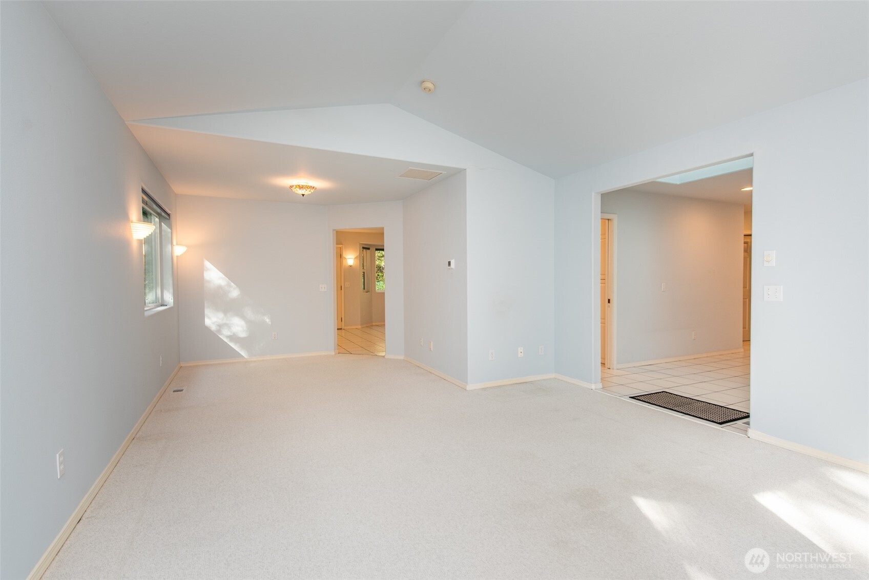 113 North Jensen Road Port Angeles, WA 98362 - Photo 9 of 39