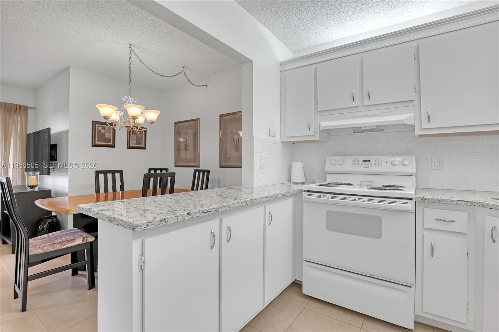 337 Pine Ridge Circle, Unit D2 Greenacres, FL 33463 - Photo 17 of 63