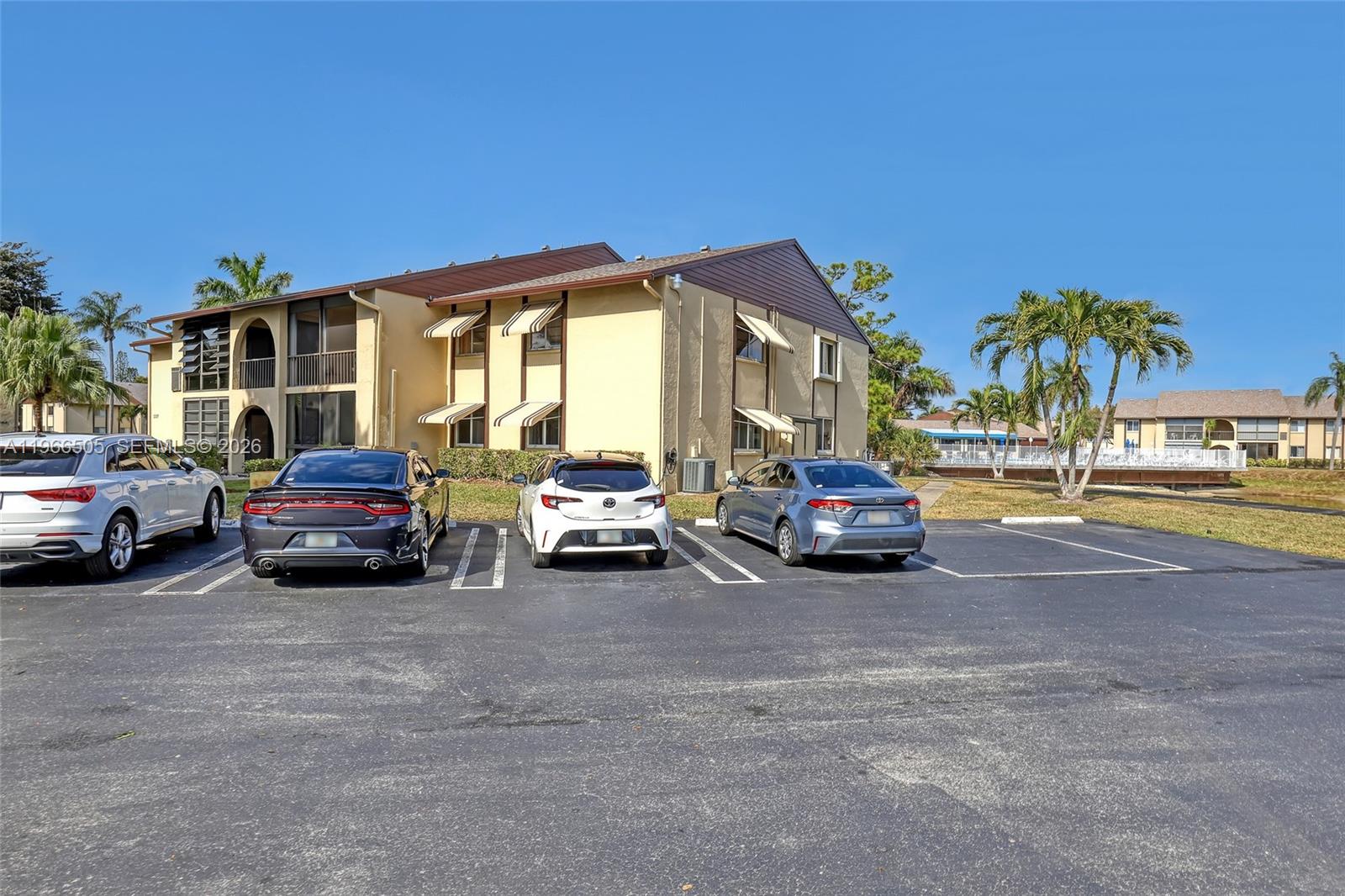 337 Pine Ridge Circle, Unit D2 Greenacres, FL 33463 - Photo 2 of 63