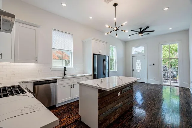 $2,175 | 8424 Hickory Street, New Orleans, LA 70118