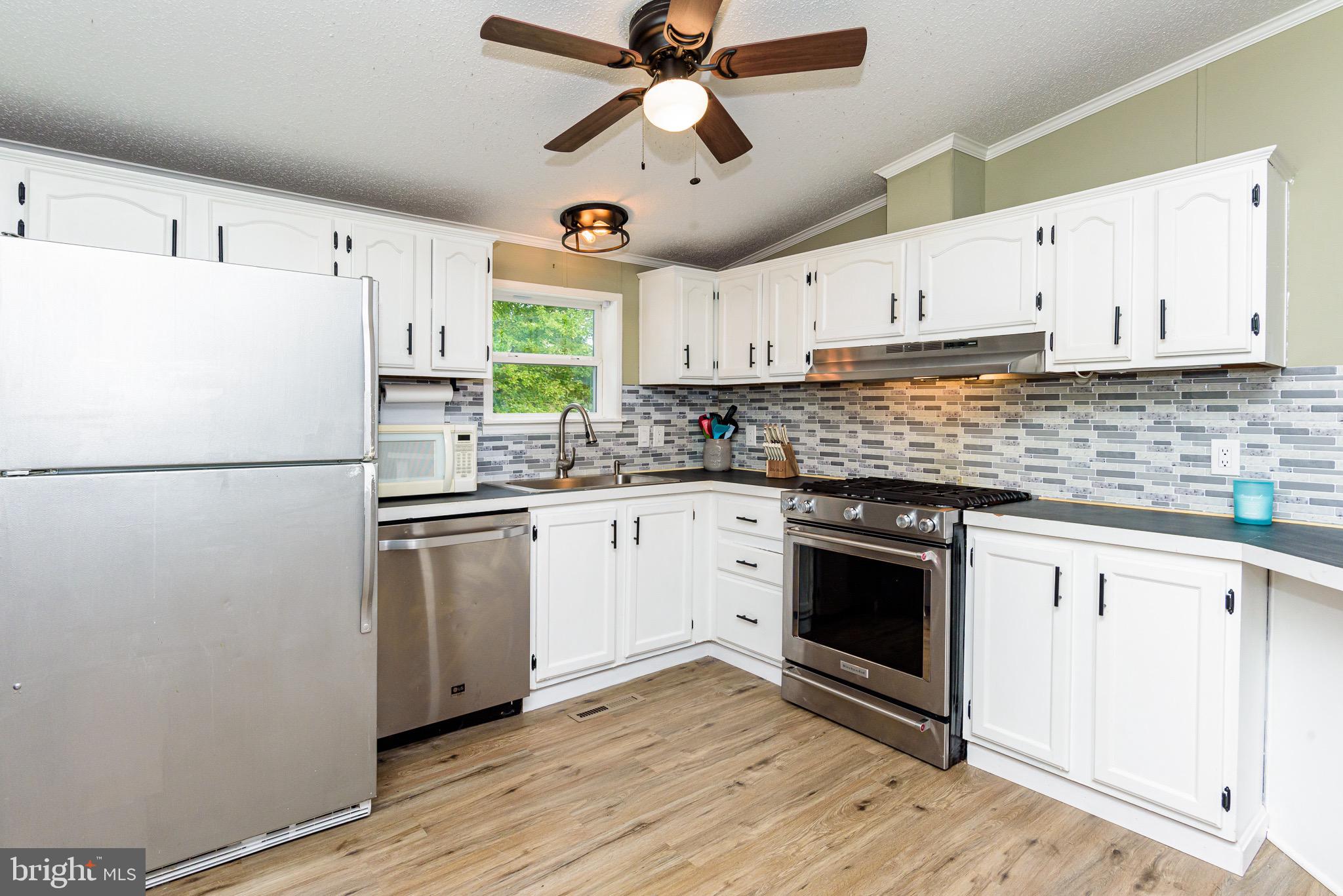 10323 Henry Road, Unit 12 Berlin, MD 21811 - Photo 14 of 52 New Appliances