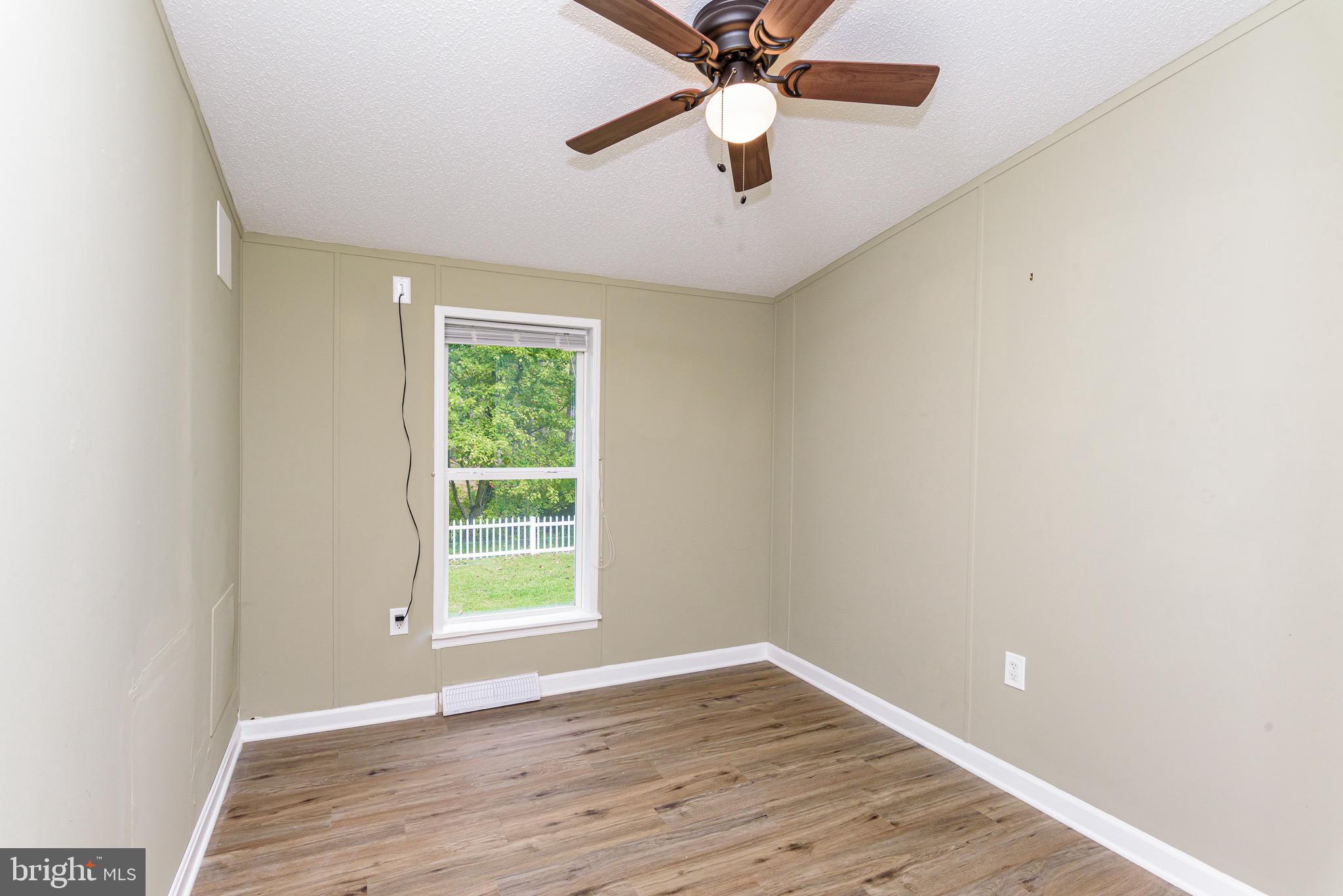10323 Henry Road, Unit 12 Berlin, MD 21811 - Photo 26 of 52 2nd bedroom