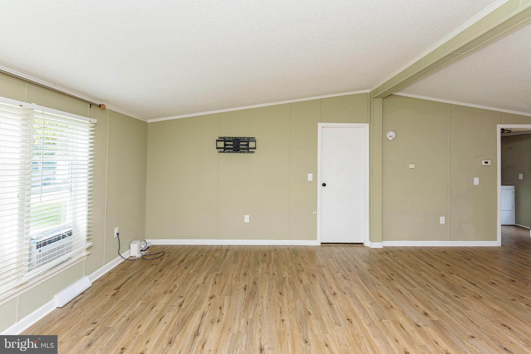 10323 Henry Road, Unit 12 Berlin, MD 21811 - Photo 37 of 52 more view of the living room