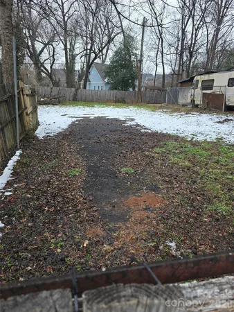 $399,990 | 320 Woodvale Place, Charlotte, NC 28208