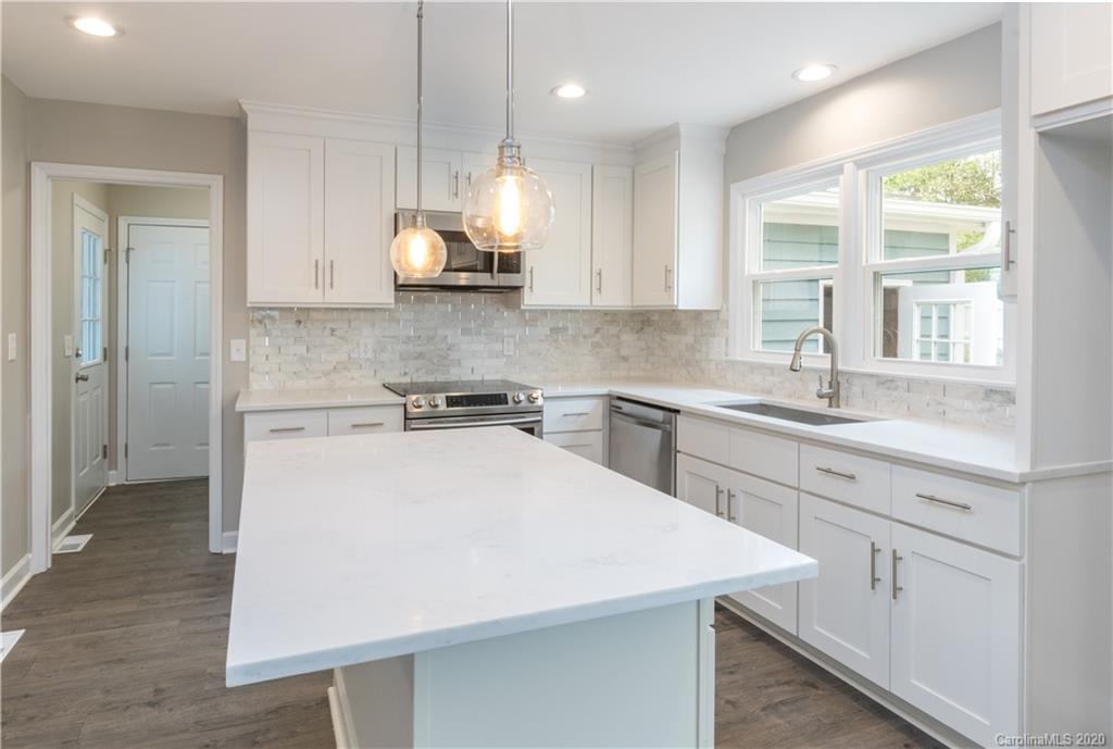 10949 Painted Tree Road Charlotte, NC 28226 - Photo 9 of 28 Gallery Image 9