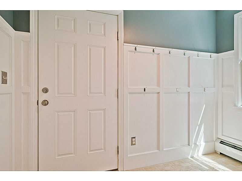 1 Meeting House Road Scarborough, ME 04074 - Photo 24 of 35 Mudroom.
