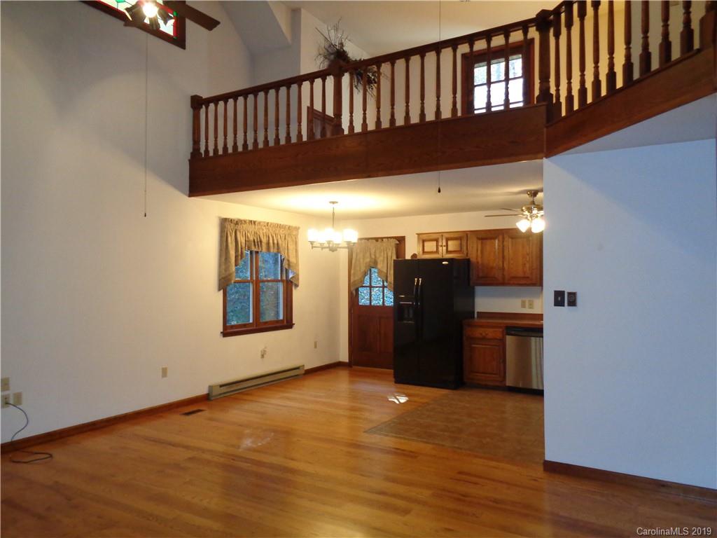 1060 Cannon Road Marion, NC 28752 - Photo 5 of 39 Gallery Image 5