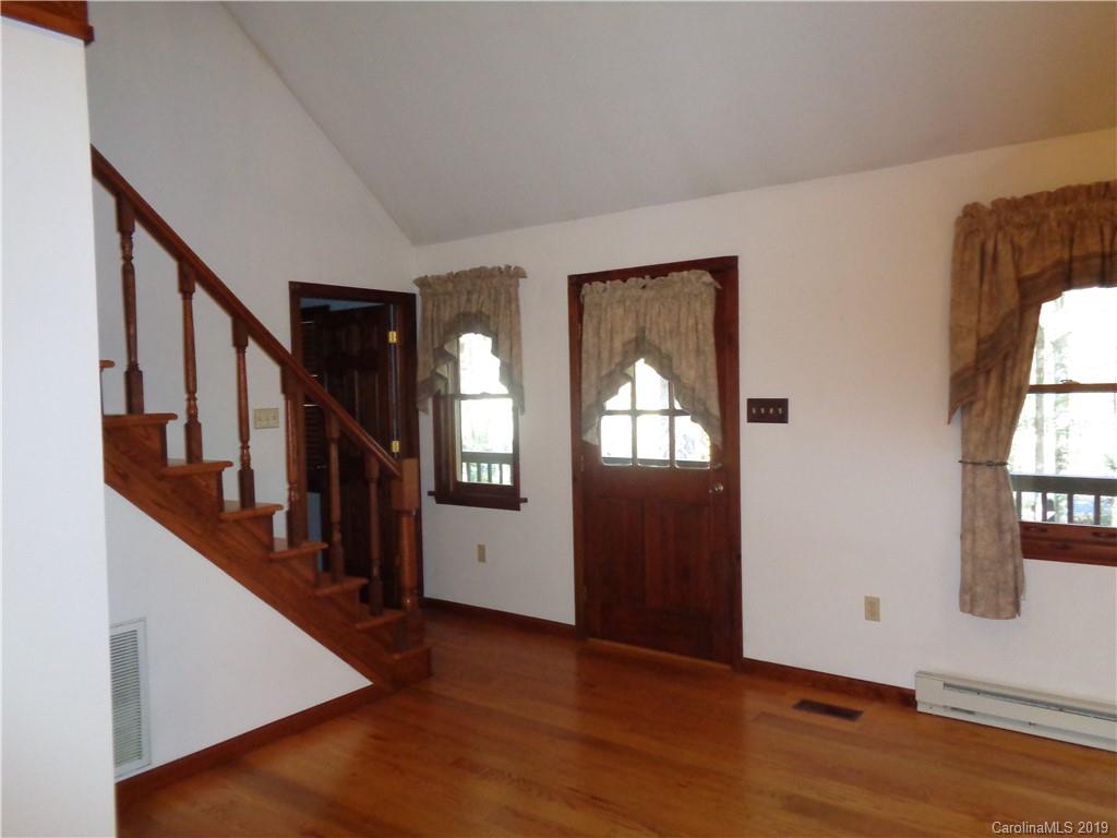 1060 Cannon Road Marion, NC 28752 - Photo 7 of 39 Gallery Image 7
