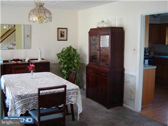 801 Hilltop Road Cinnaminson, NJ 08077 - Photo 3 of 8 Gallery Image 3
