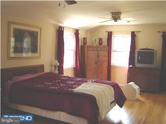 801 Hilltop Road Cinnaminson, NJ 08077 - Photo 8 of 8 Gallery Image 8