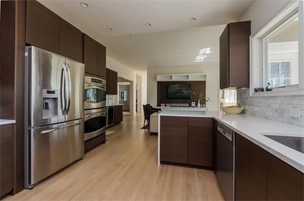 42 Walnut Hill Road Brookline, MA 02467 - Photo 11 of 30 Gallery Image 11